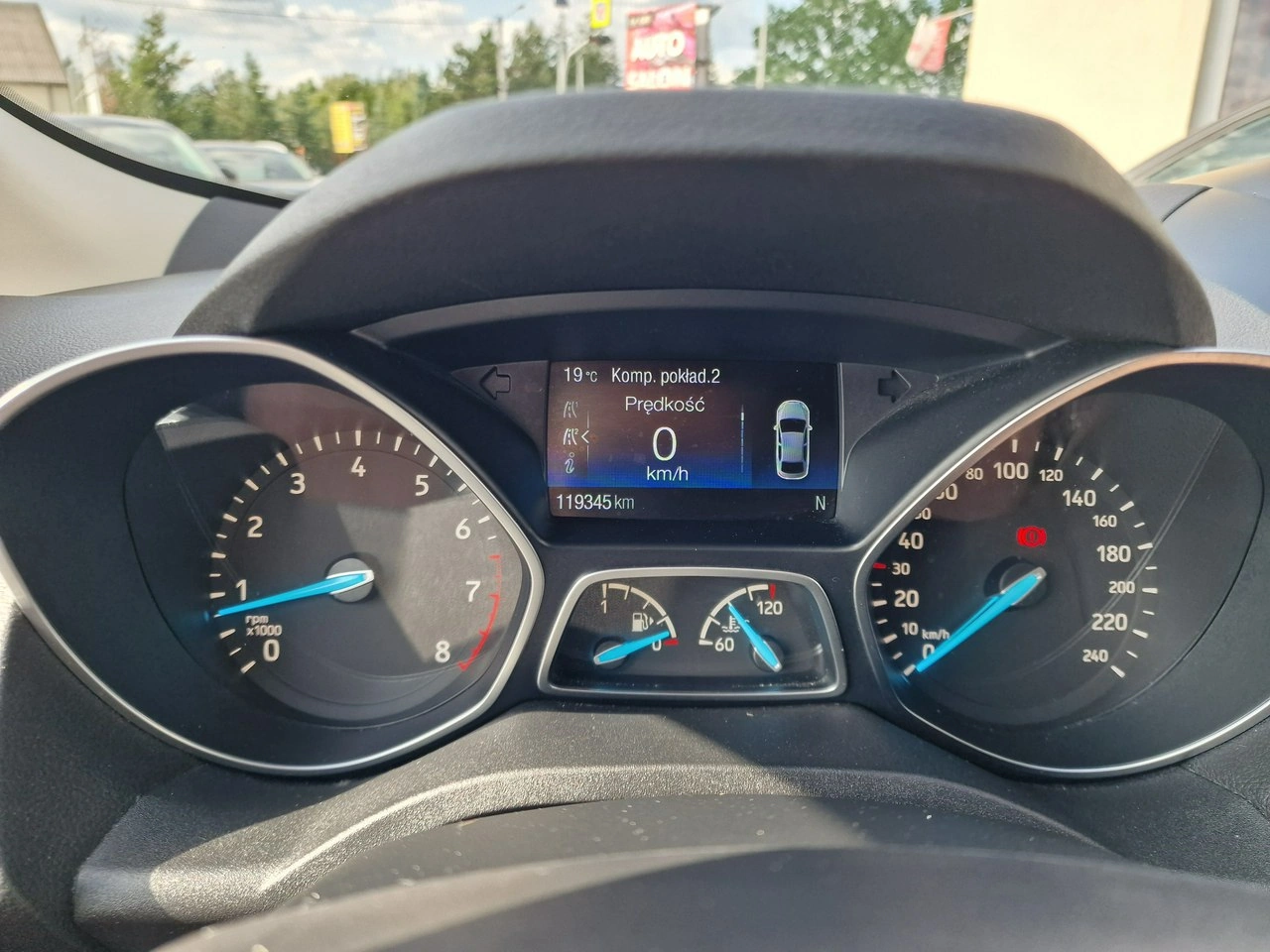 Ford Kuga - Zdjęcie 32