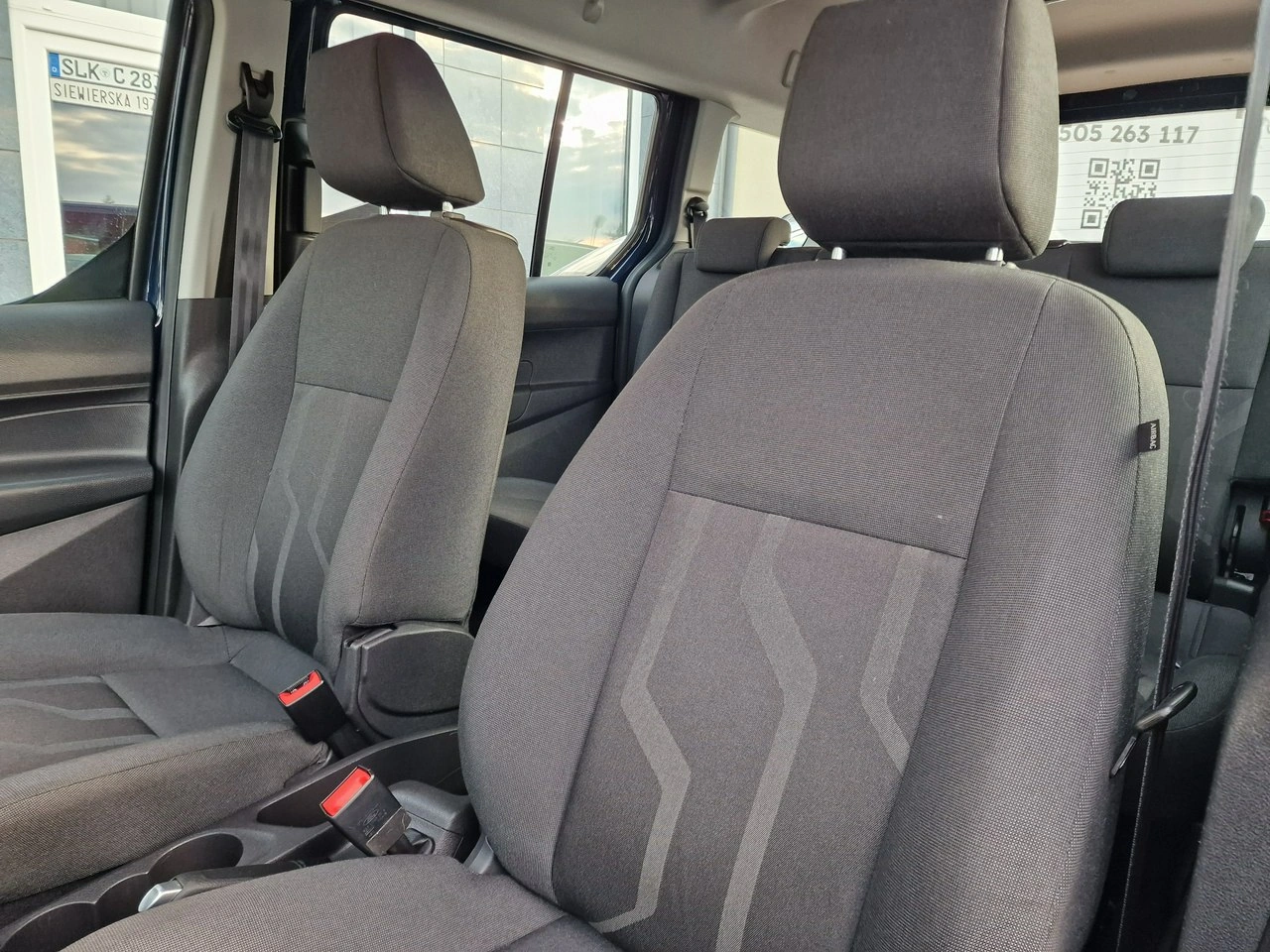 Ford Transit Connect - Zdjęcie 21