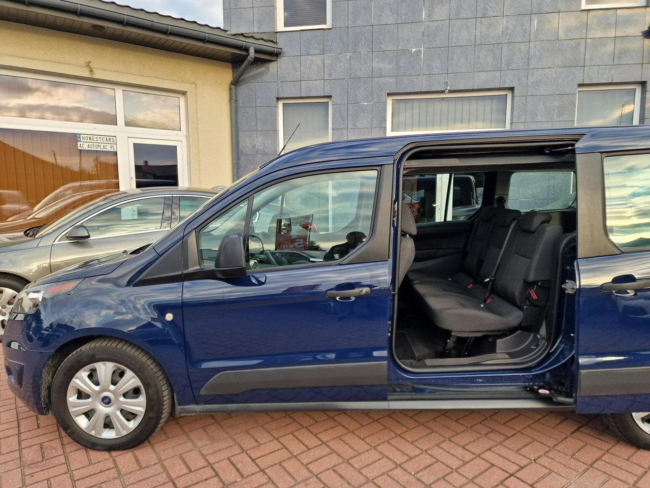 Ford Transit Connect - Zdjęcie 23
