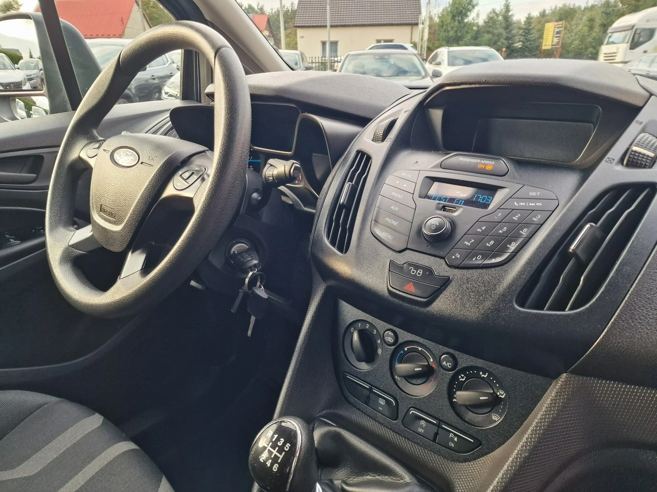 Ford Transit Connect - Zdjęcie 28