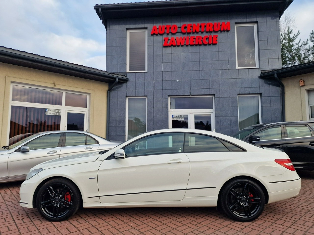 Mercedes E 200 - Zdjęcie 9