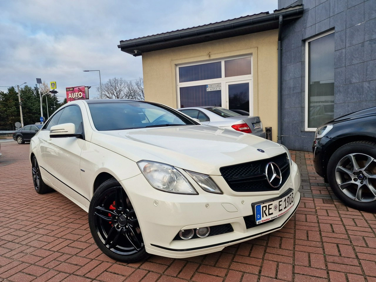 Mercedes E 200 - Zdjęcie 11