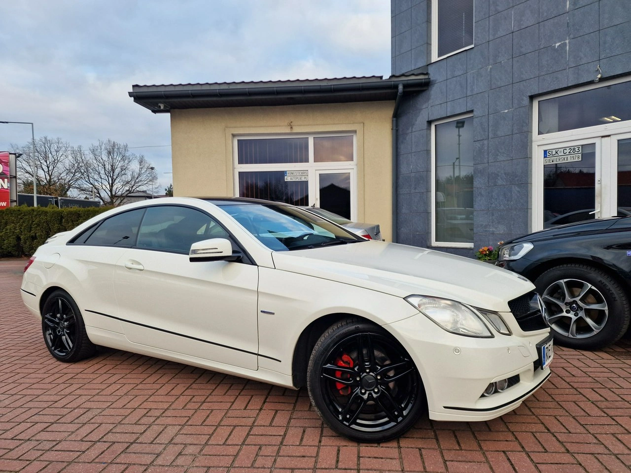 Mercedes E 200 - Zdjęcie 11