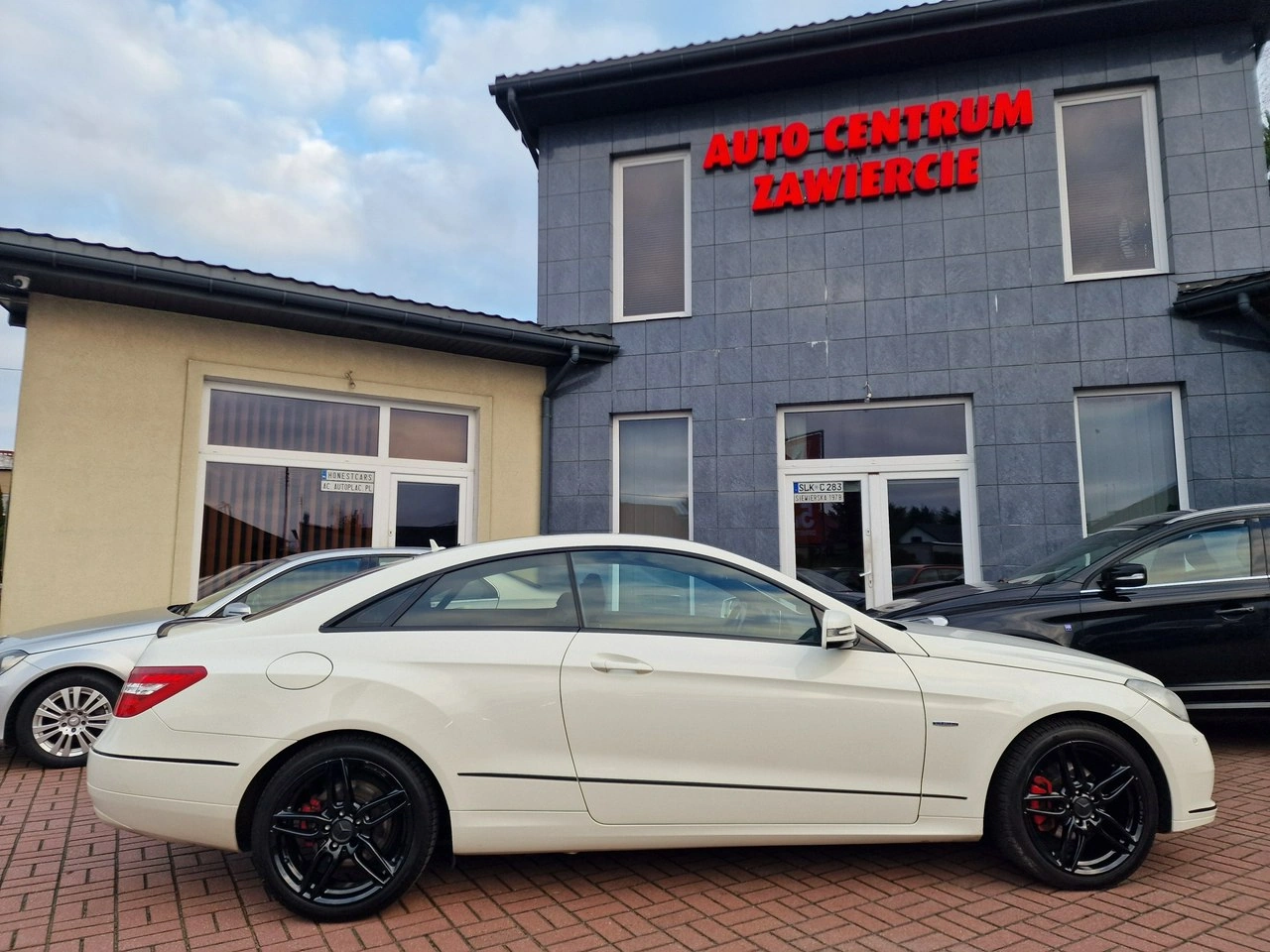 Mercedes E 200 - Zdjęcie 12
