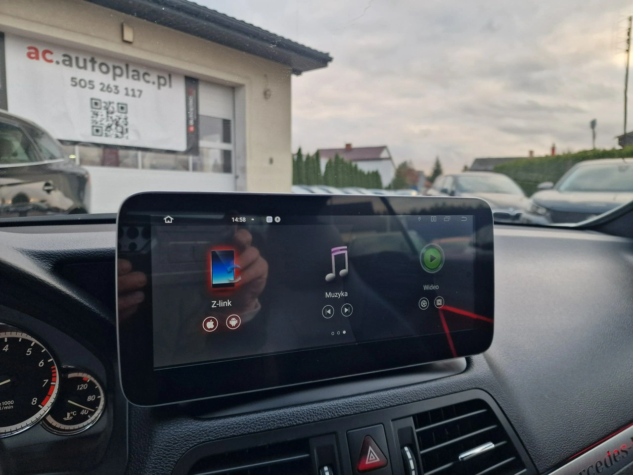 Mercedes E 200 - Zdjęcie 29