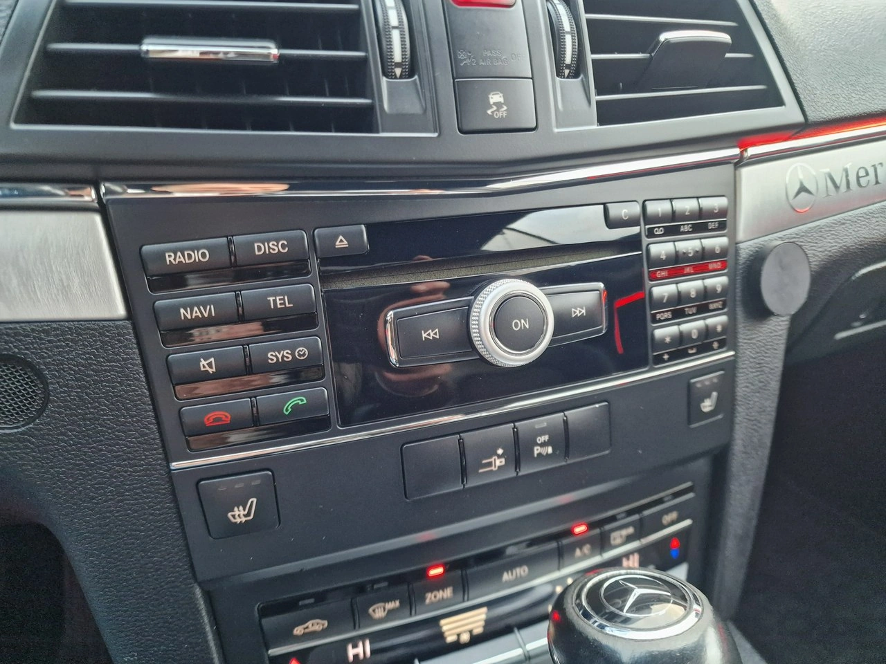 Mercedes E 200 - Zdjęcie 28