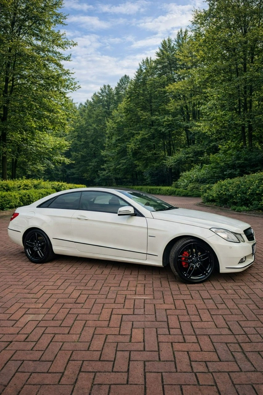 Mercedes E 200 - Zdjęcie 4