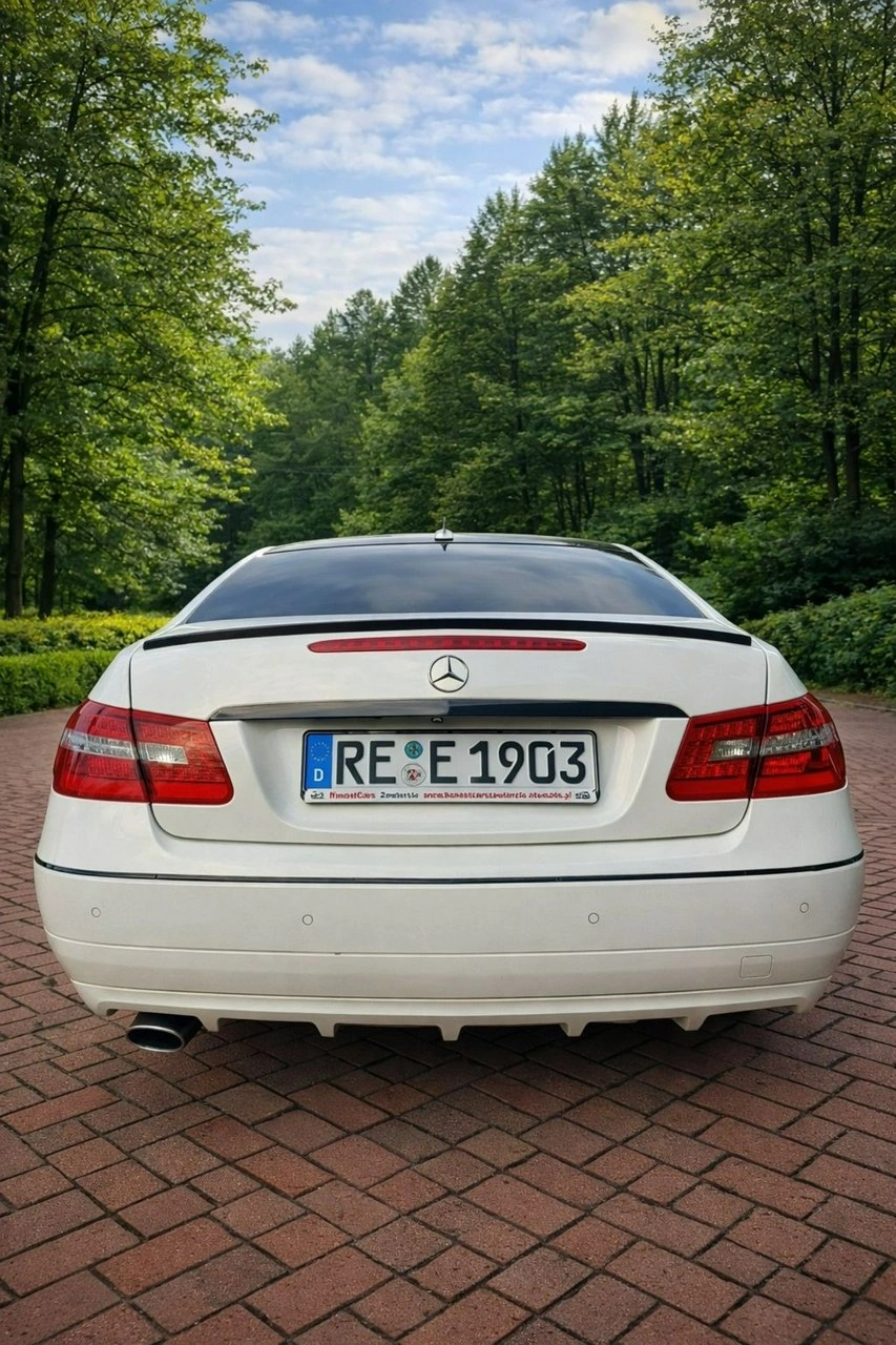 Mercedes E 200 - Zdjęcie 7