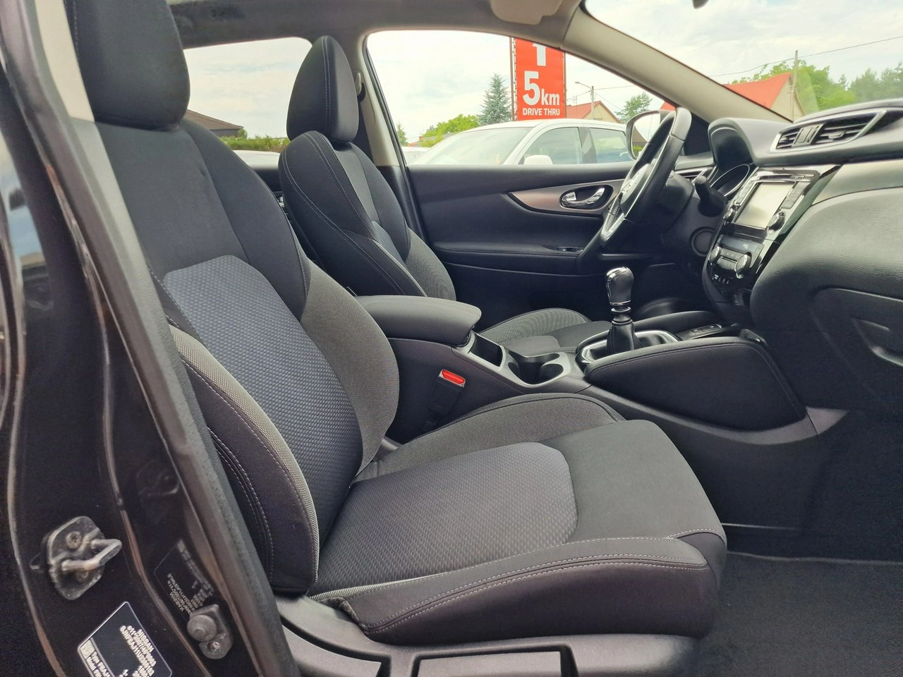 Nissan Qashqai - Zdjęcie 23