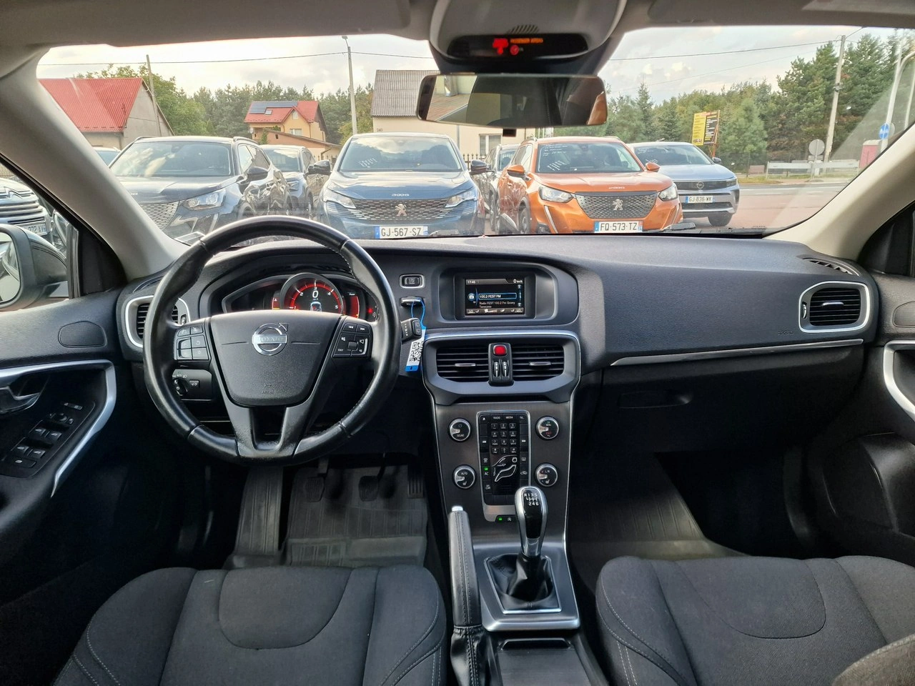 Volvo V40 - Zdjęcie 16