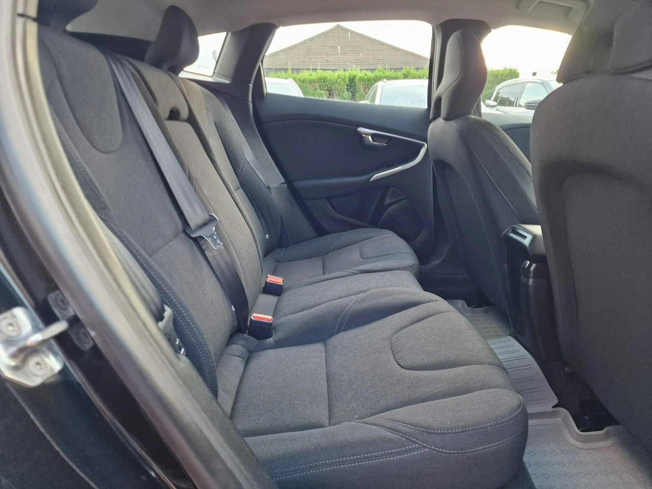 Volvo V40 - Zdjęcie 20