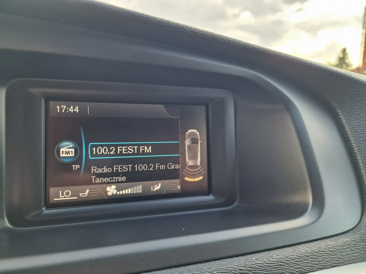 Volvo V40 - Zdjęcie 26