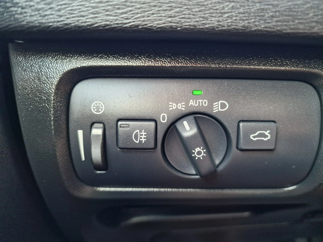 Volvo V40 - Zdjęcie 31