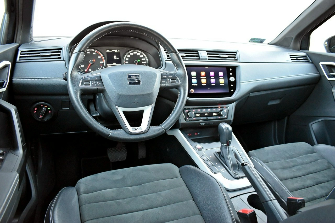 Seat Arona - Zdjęcie 12