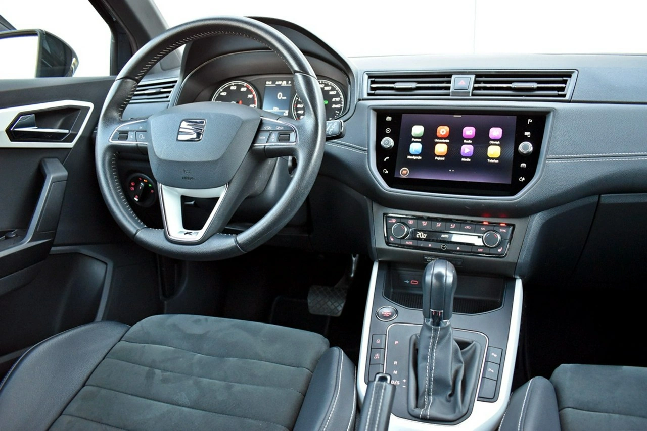 Seat Arona - Zdjęcie 16