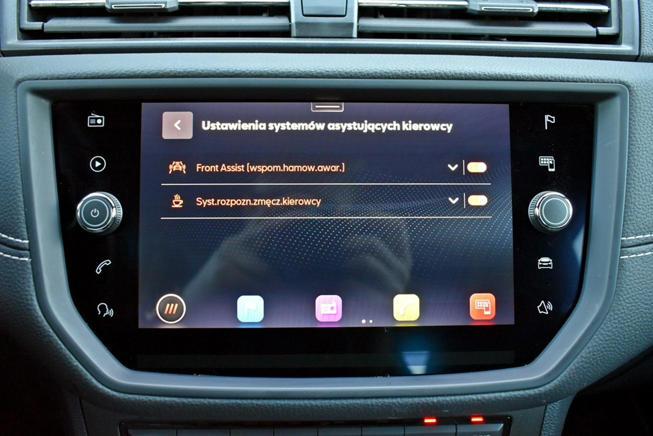 Seat Arona - Zdjęcie 21