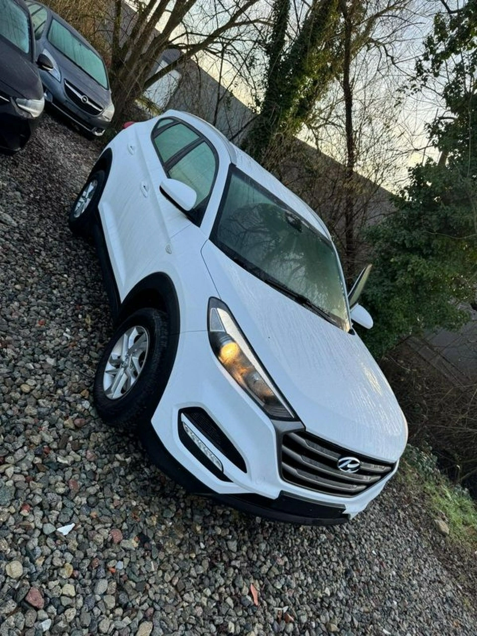 Hyundai Tucson - Zdjęcie 14