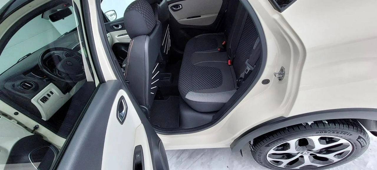 Renault Captur - Zdjęcie 19