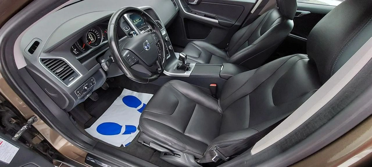 Volvo XC 60 - Zdjęcie 17