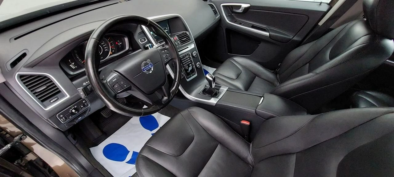 Volvo XC 60 - Zdjęcie 18