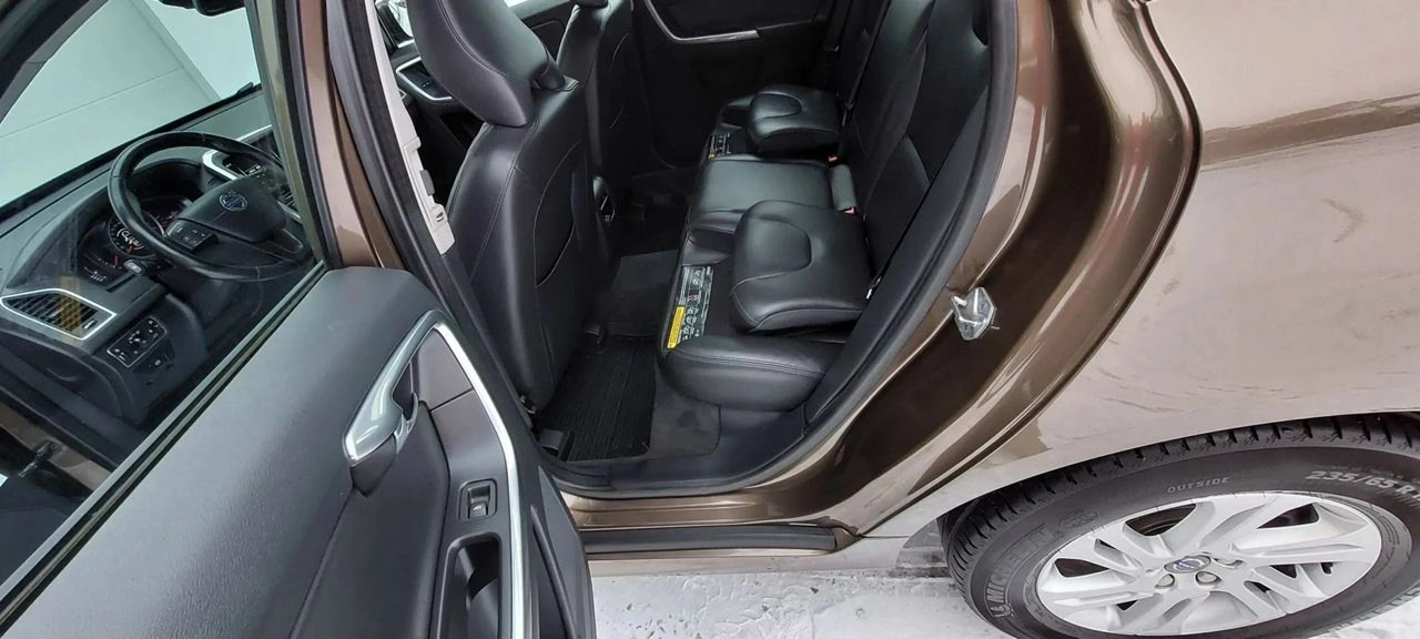 Volvo XC 60 - Zdjęcie 20