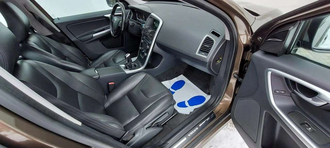 Volvo XC 60 - Zdjęcie 27