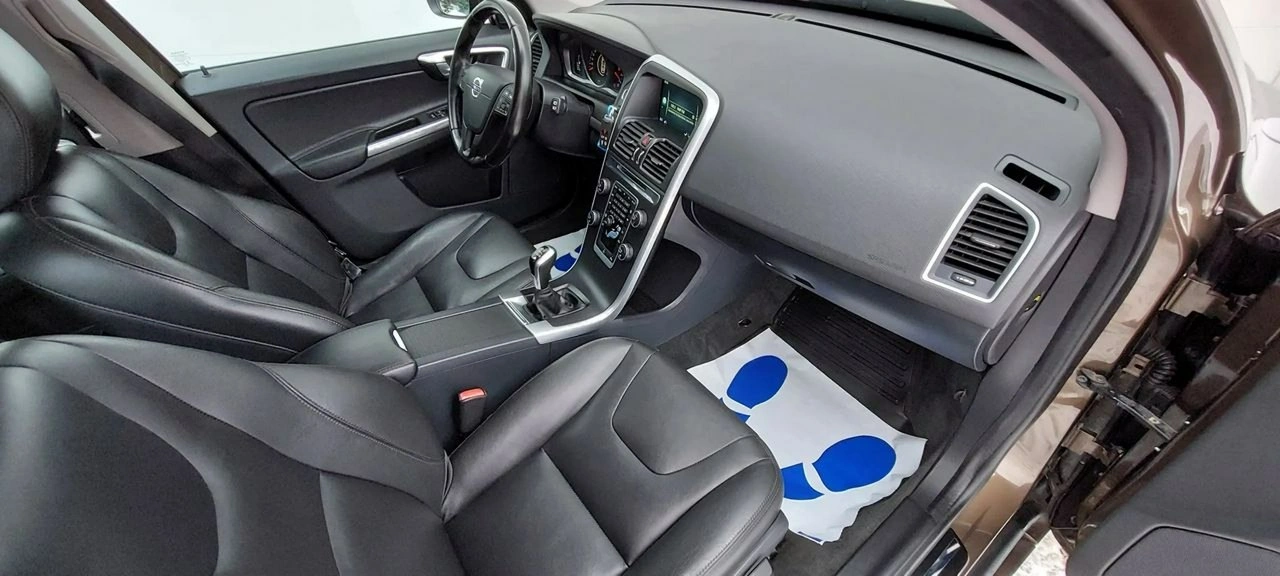Volvo XC 60 - Zdjęcie 28