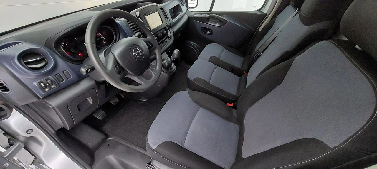 Opel Vivaro - Zdjęcie 18
