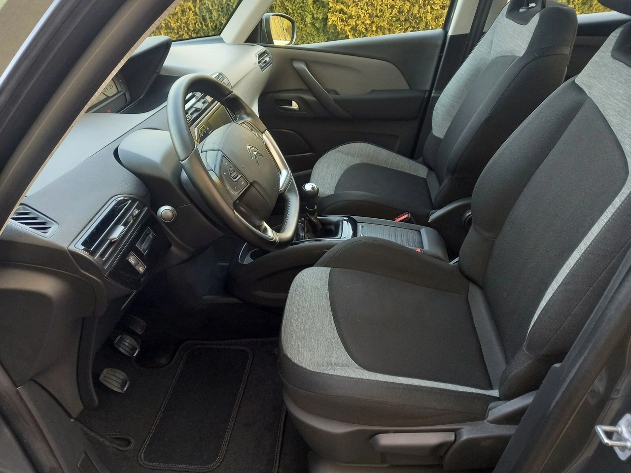 Citroën C4 Picasso - Zdjęcie 29