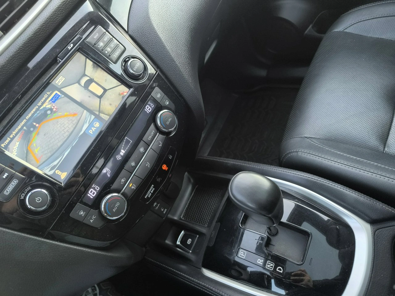 Nissan Qashqai - Zdjęcie 18