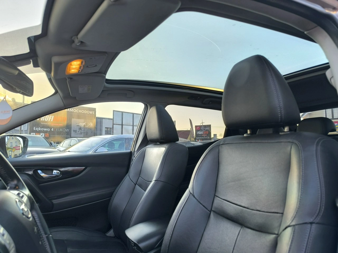 Nissan Qashqai - Zdjęcie 22