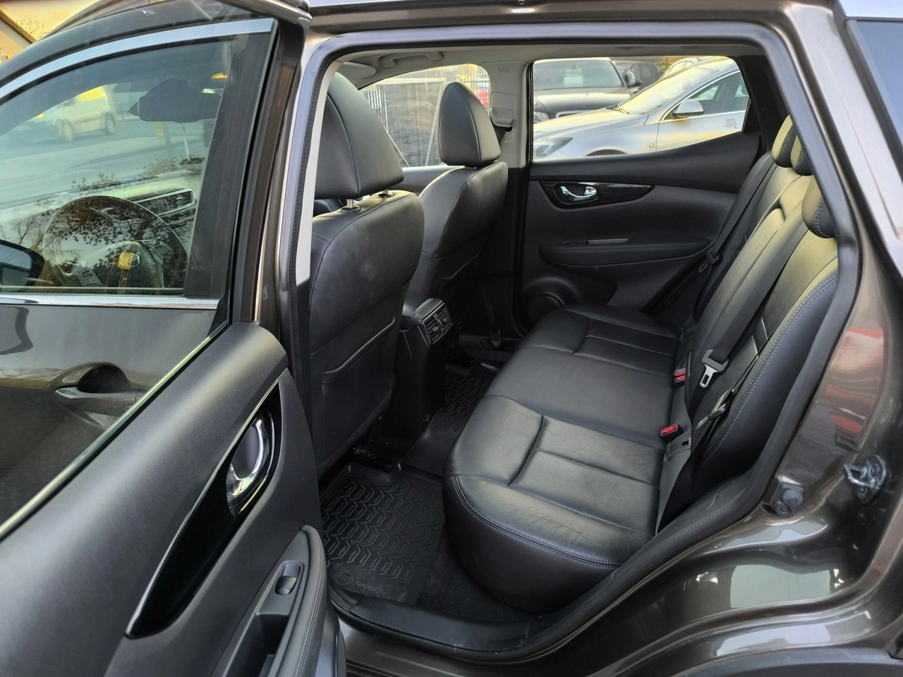 Nissan Qashqai - Zdjęcie 23