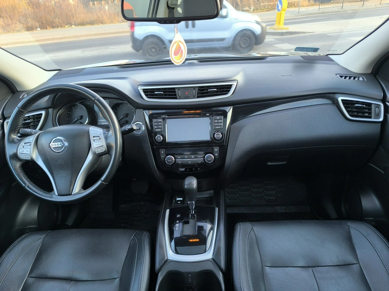 Nissan Qashqai - Zdjęcie 24