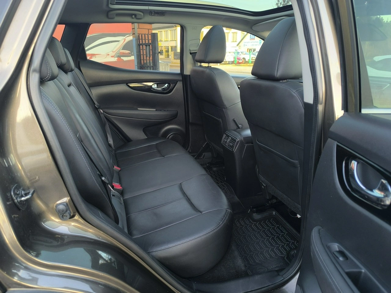 Nissan Qashqai - Zdjęcie 29