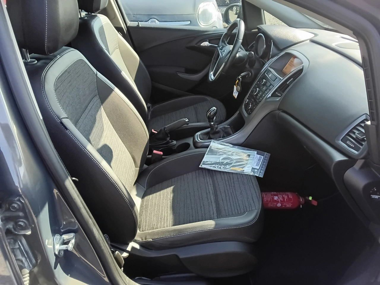 Opel Astra - Zdjęcie 12