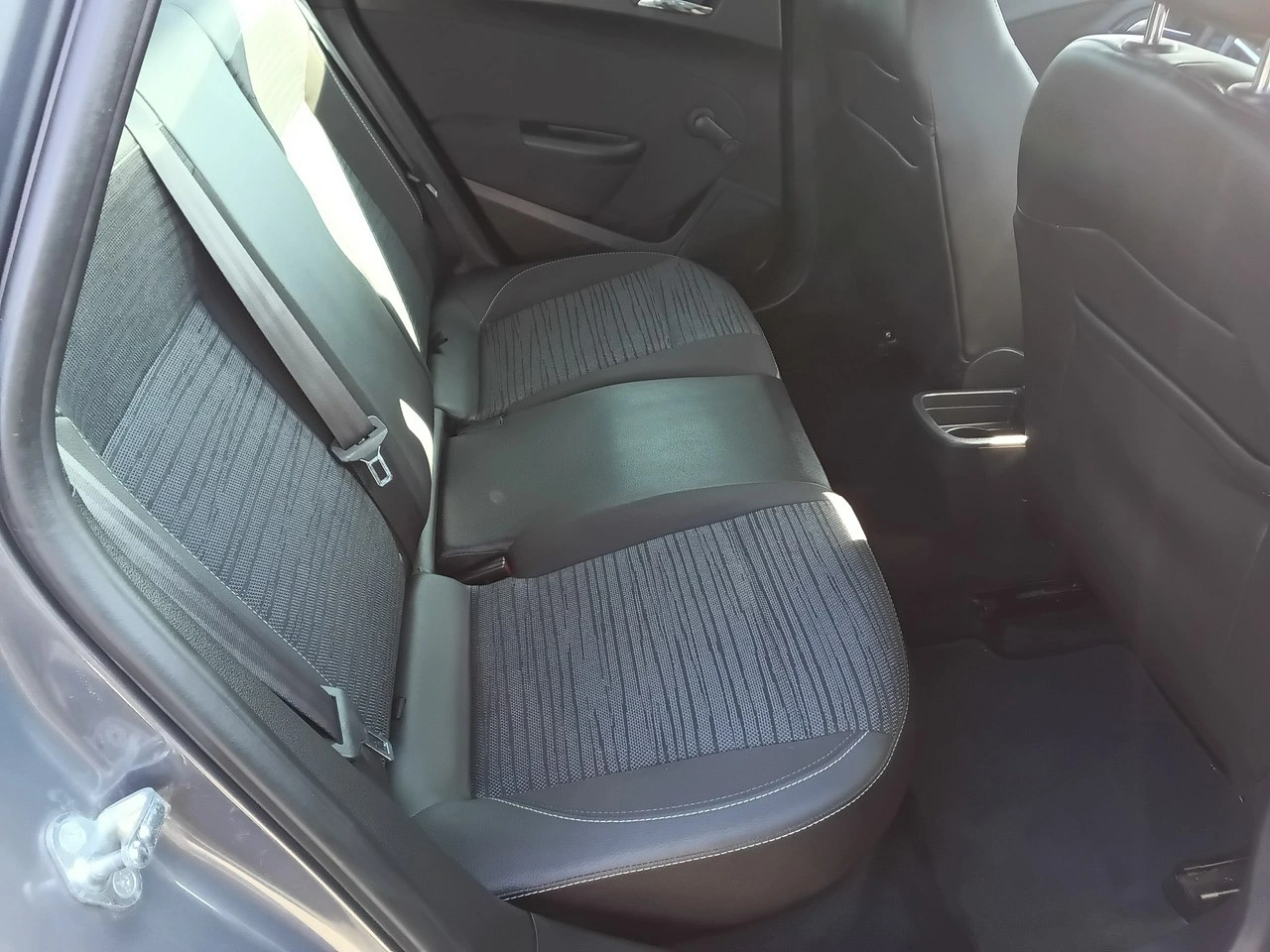 Opel Astra - Zdjęcie 13