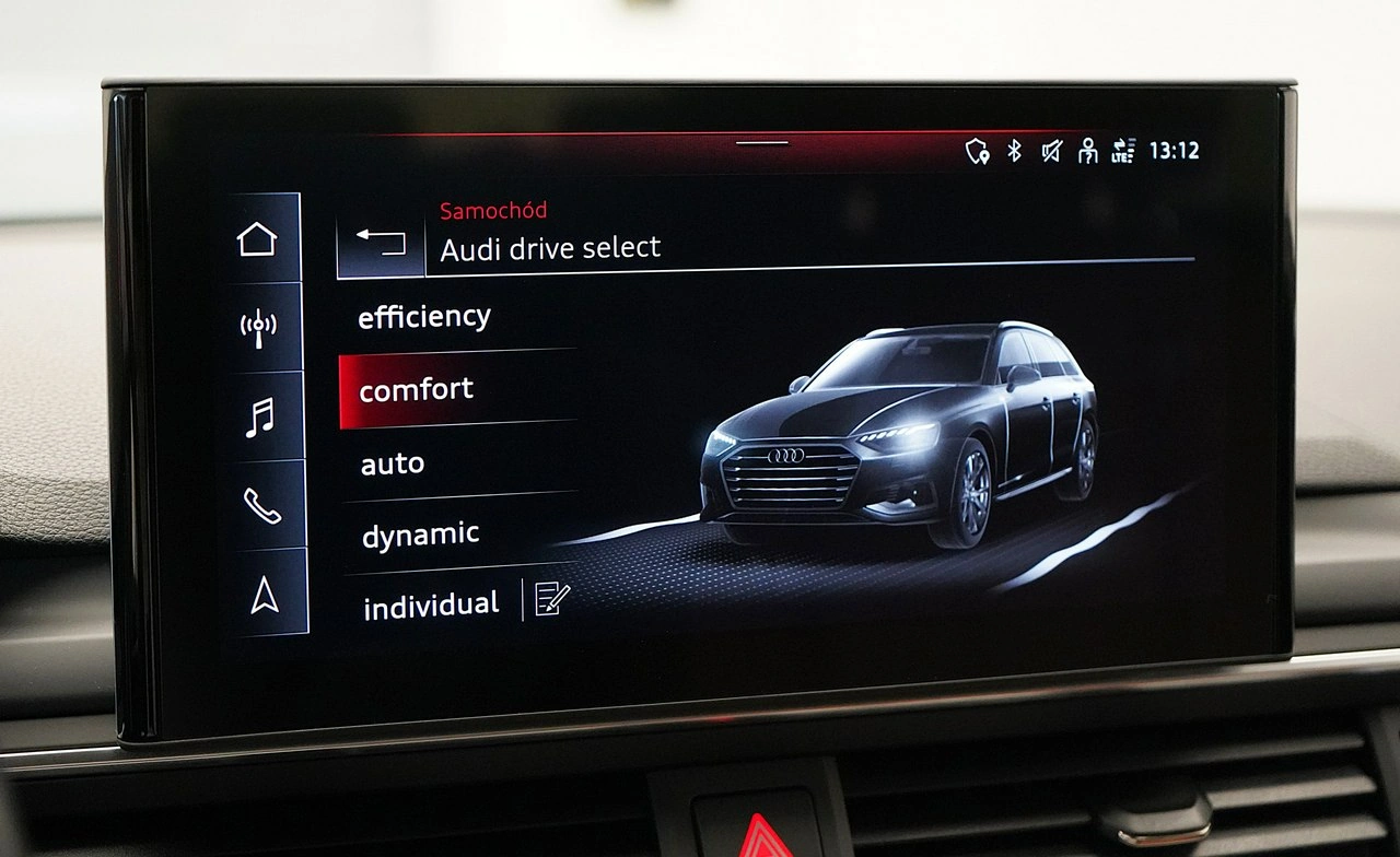 Audi A4 - Zdjęcie 32