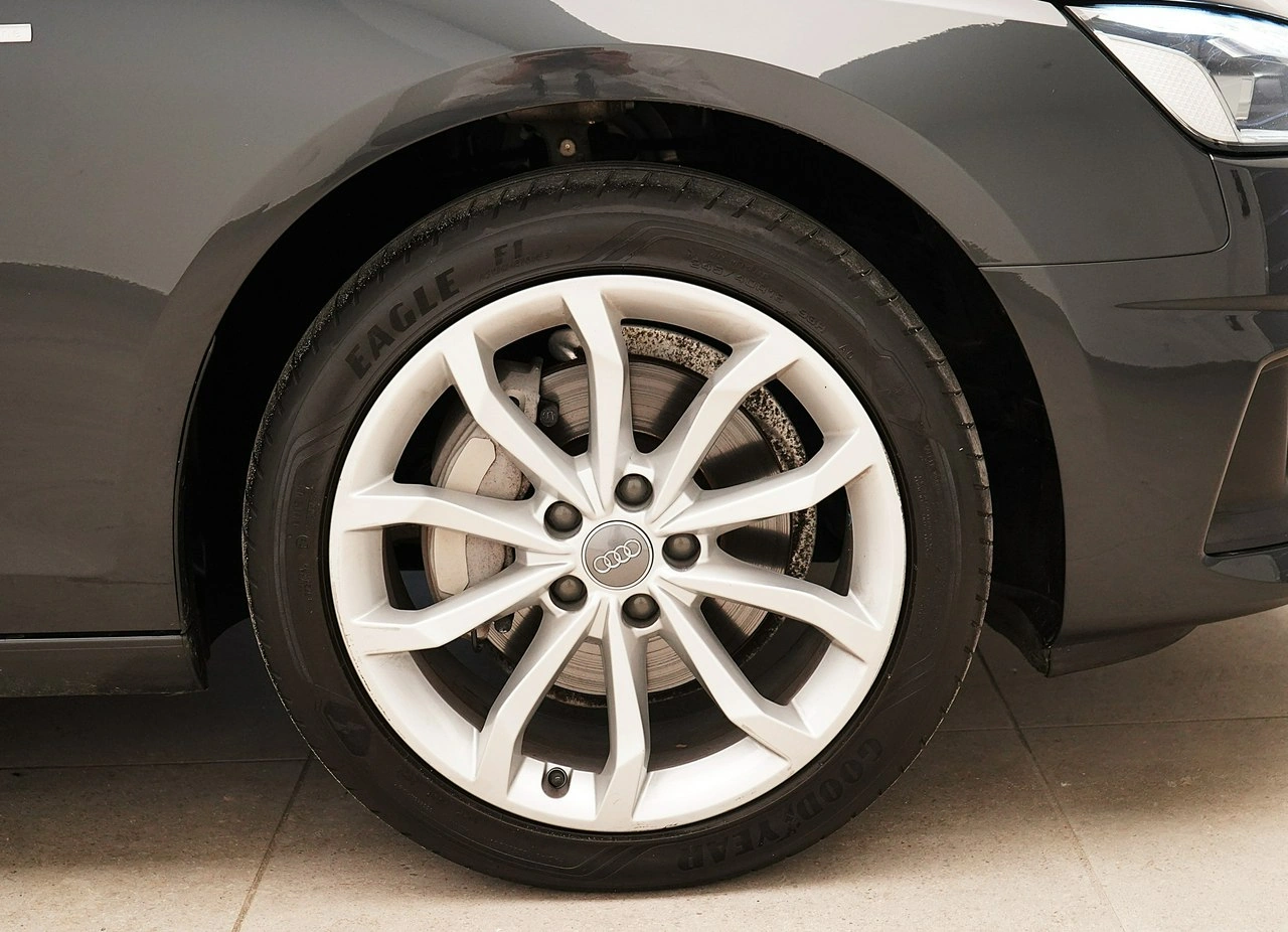 Audi A4 - Zdjęcie 8