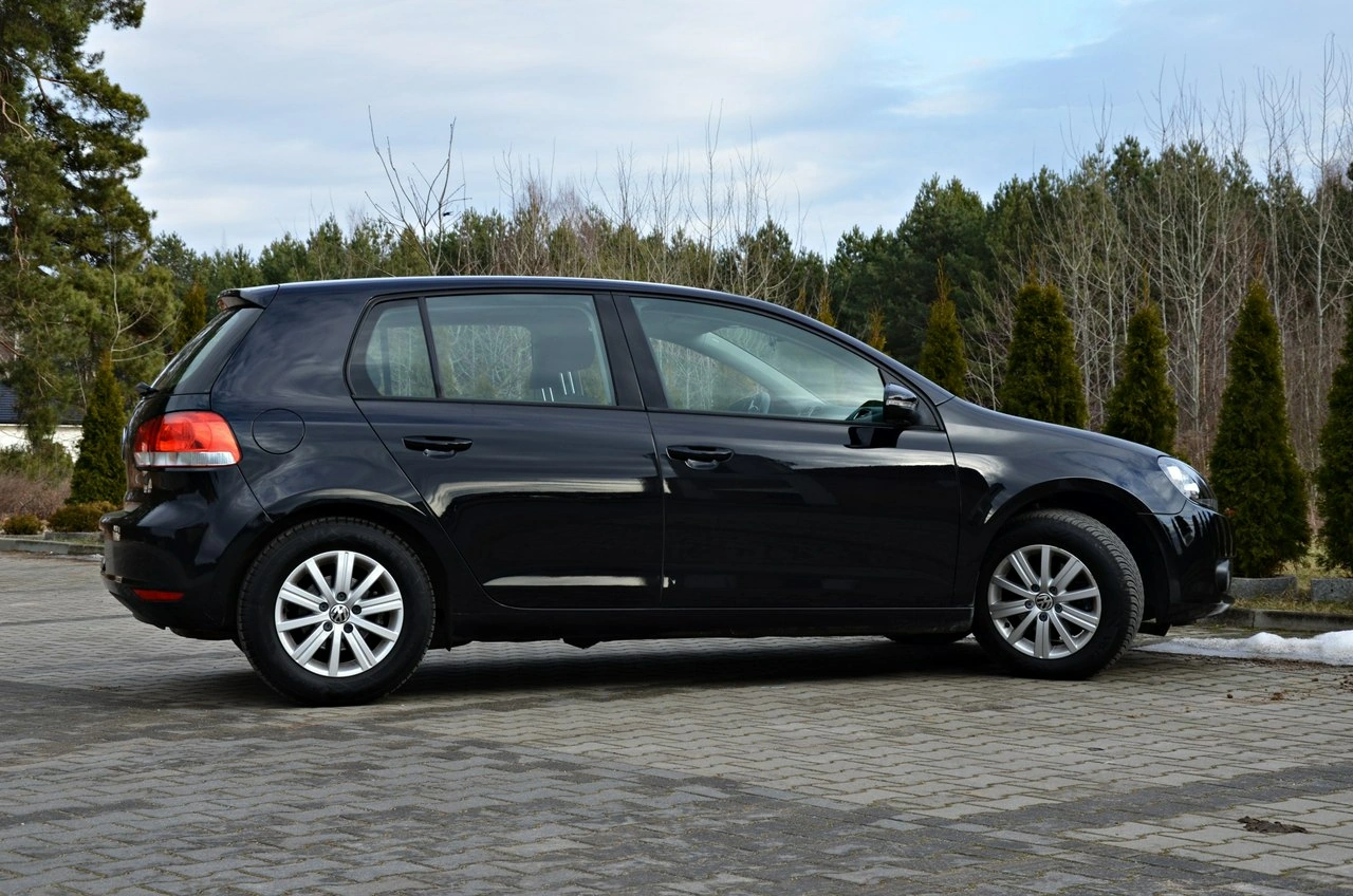 Volkswagen Golf - Zdjęcie 24