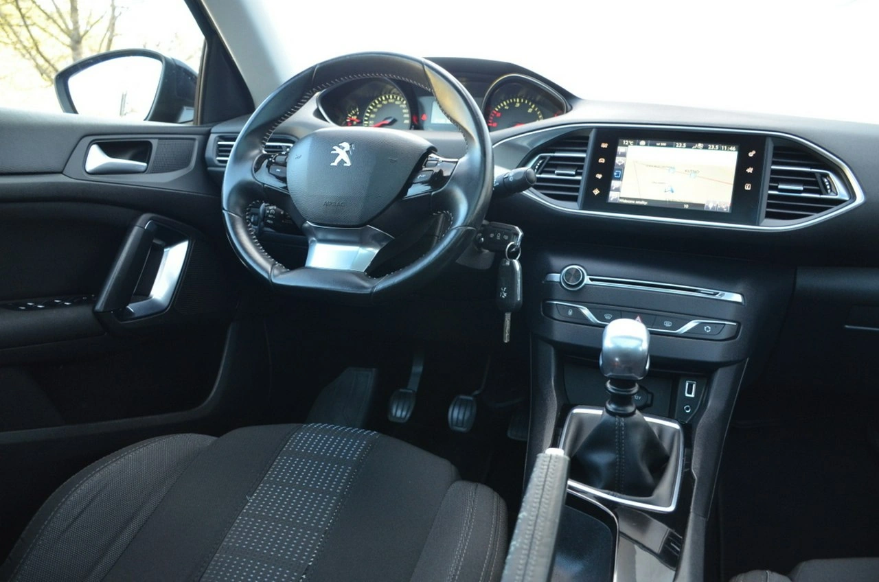 Peugeot 308 SW - Zdjęcie 29