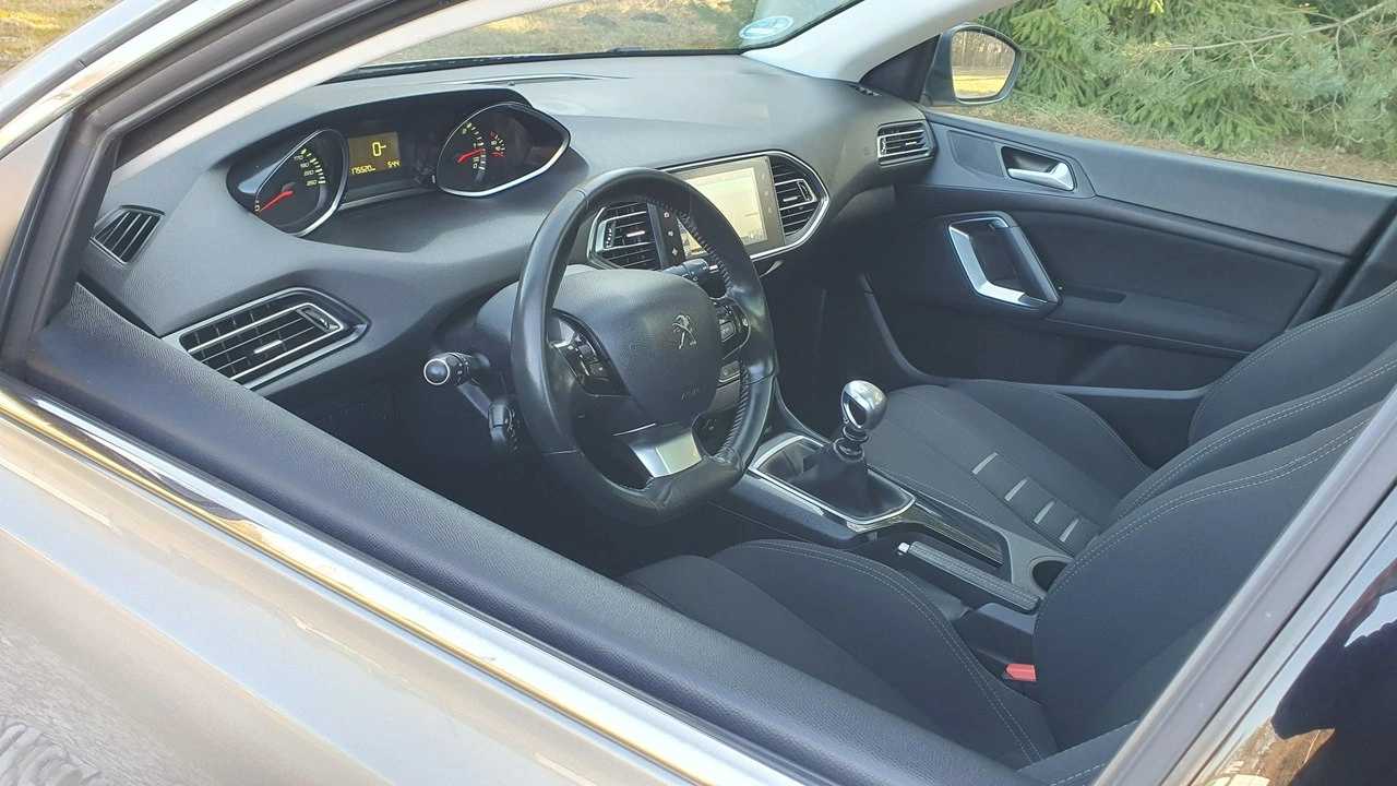 Peugeot 308 SW - Zdjęcie 10