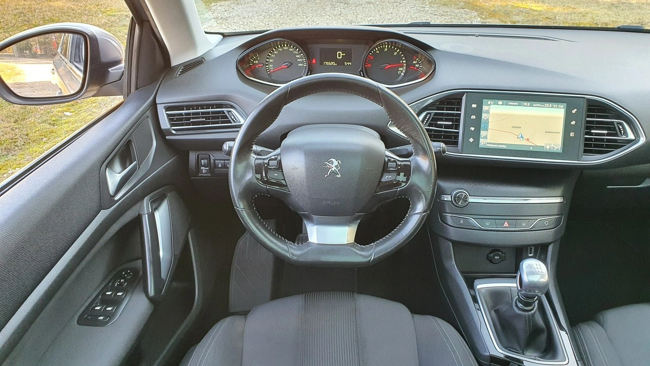 Peugeot 308 SW - Zdjęcie 16