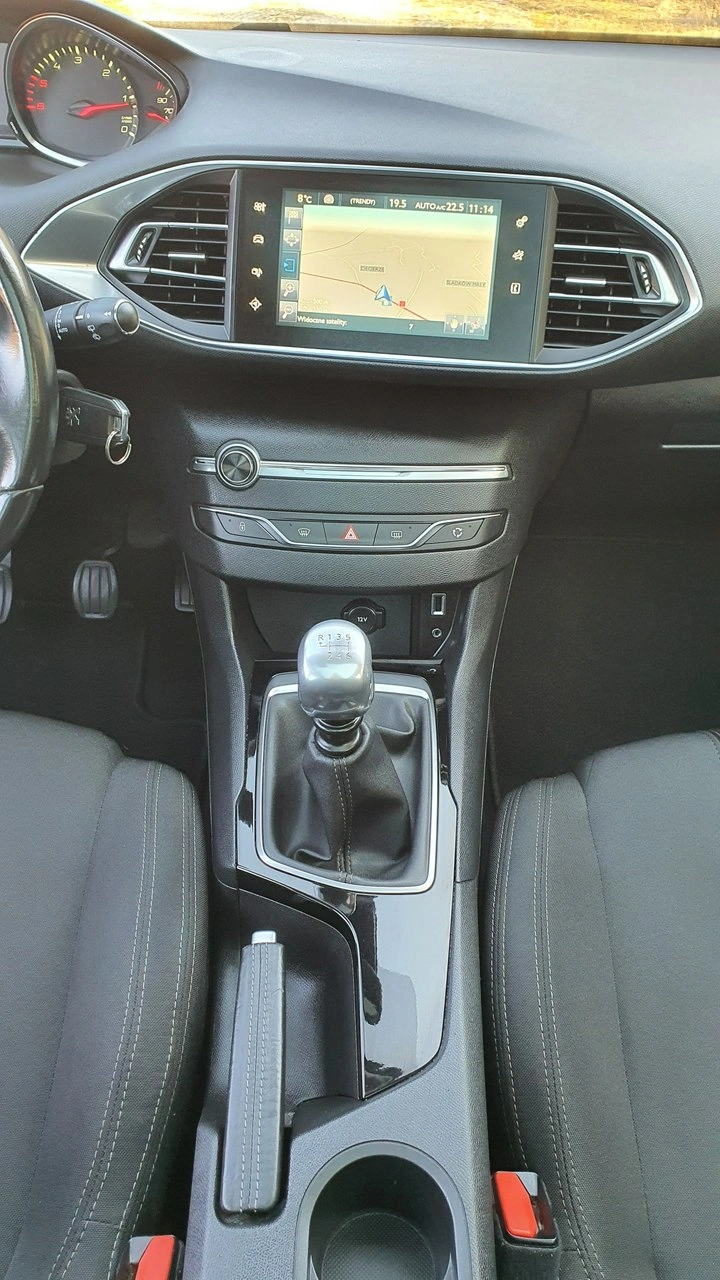 Peugeot 308 SW - Zdjęcie 19