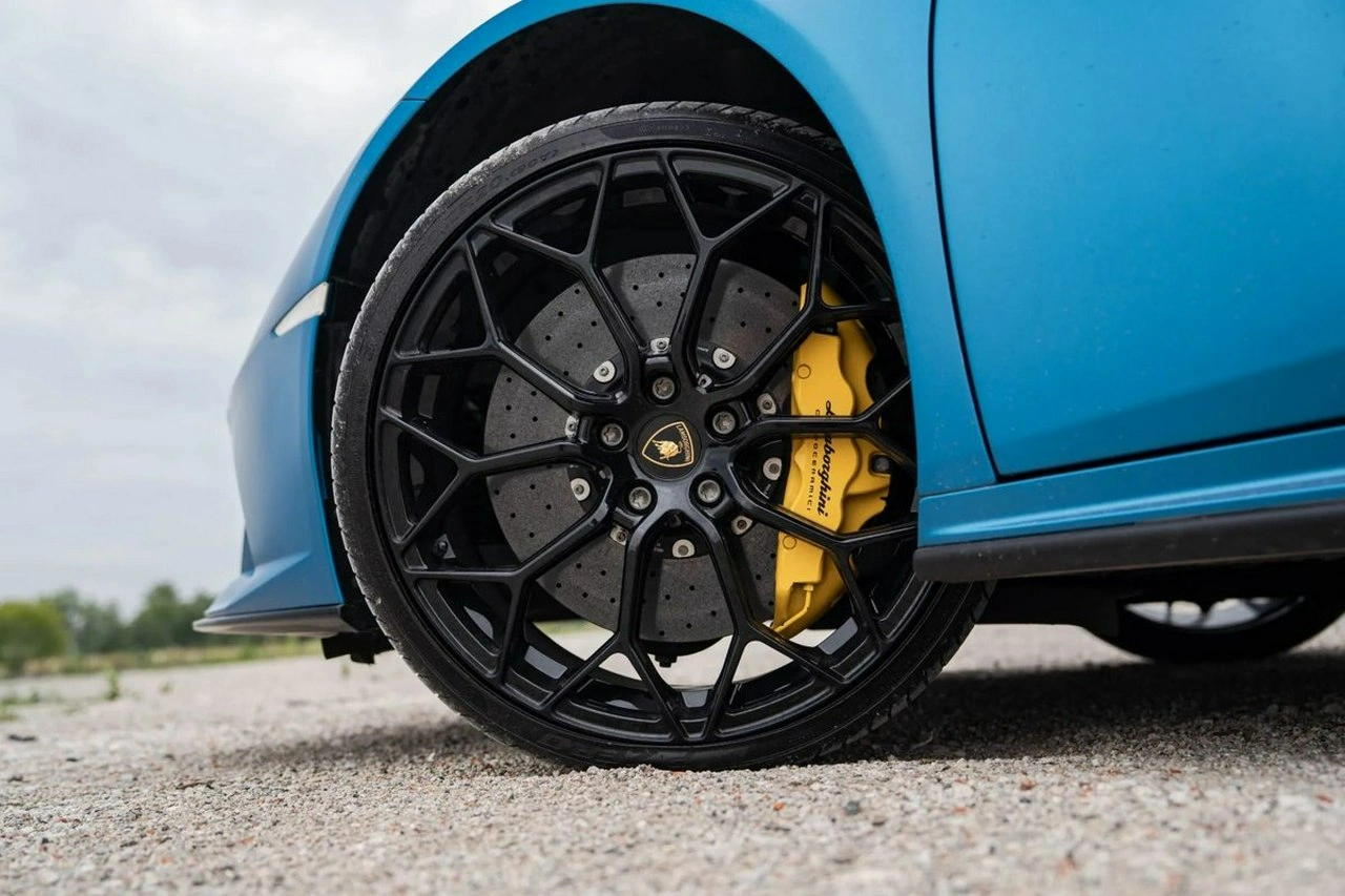 Lamborghini Huracan - Zdjęcie 16