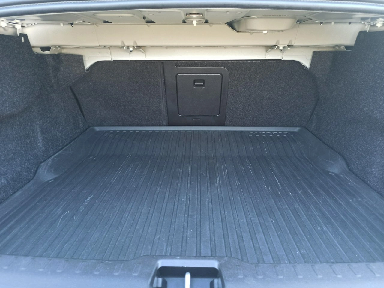 Volvo S60 - Zdjęcie 8