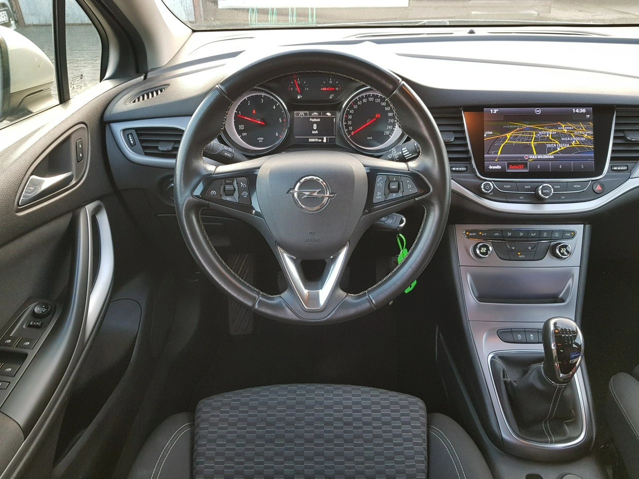 Opel Astra - Zdjęcie 12