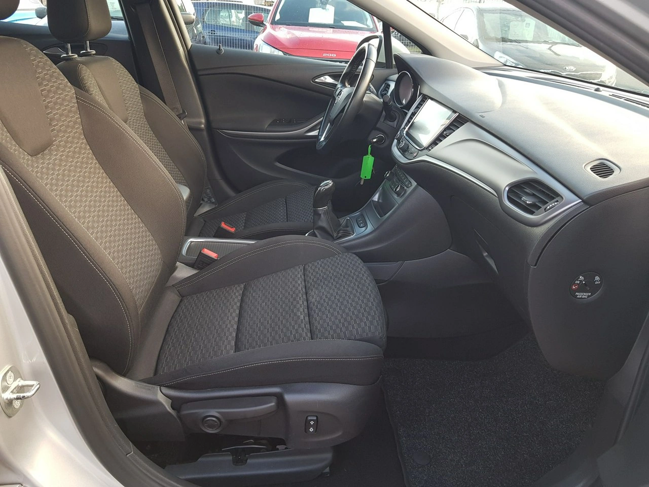 Opel Astra - Zdjęcie 16