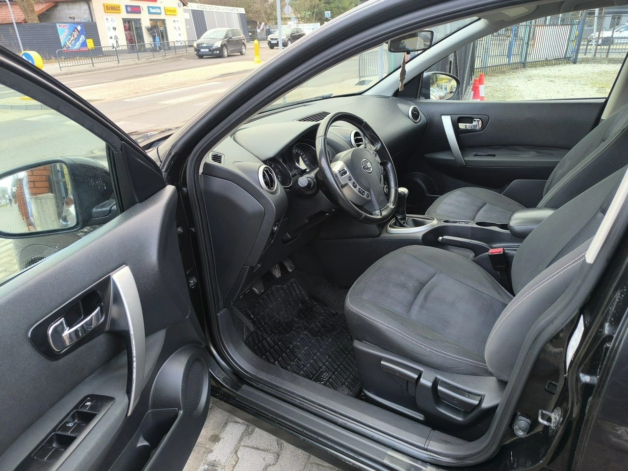 Nissan Qashqai - Zdjęcie 12