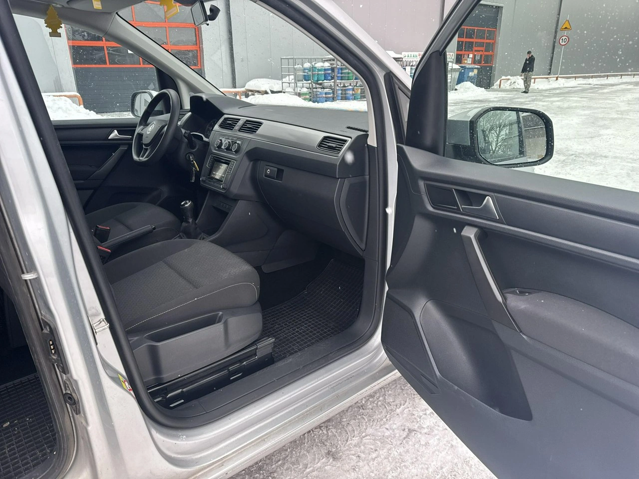 Volkswagen Caddy - Zdjęcie 16