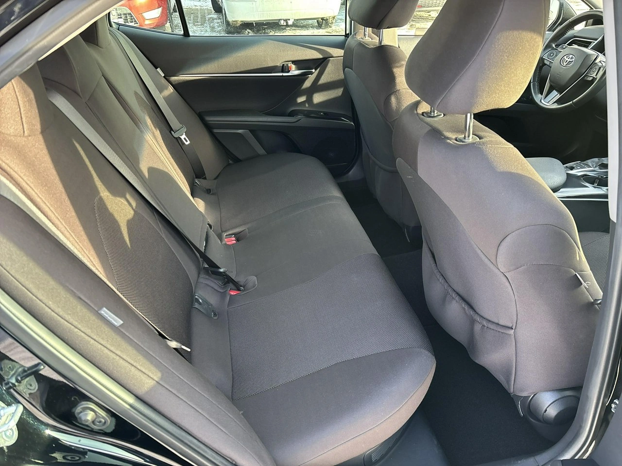 Toyota Camry - Zdjęcie 14